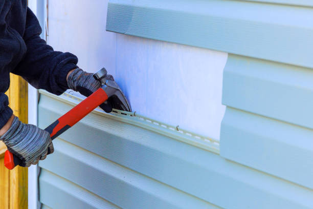 Reliable Wood Siding contractor in Barrington, IL by Squared Siding